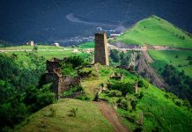 Около полсотни человек задержали силовики в результате конфликта в горах Ингушетии Башни Ингушетии стали добычей вандалов