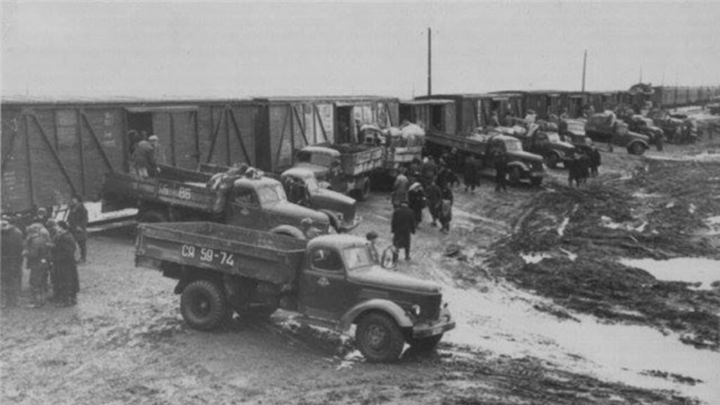 Депортация ингушей в 1944 году. Архивное фото