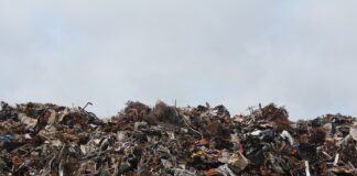 Горение на мусорном полигоне в Нестеровской не прекращается 