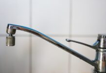 Часть Назрани вторые сутки отключена от водоснабжения