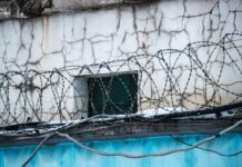 В Ингушетии суд ужесточил приговор полицейскому, избившему задержанного