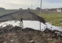 В Карабулаке пожаловались на прорыв трубы