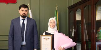 Гимназистку из Ингушетии приняли в минобрнауки после скандала с хиджабом на конкурсе по авиации в Москве